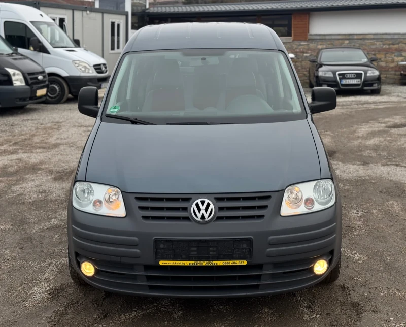 VW Caddy 1.9TDI 105кс LIFE КЛИМАТИК 4-врати СЕР-КНИЖКА , снимка 2 - Автомобили и джипове - 49318779