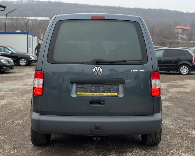 VW Caddy 1.9TDI 105кс LIFE КЛИМАТИК 4-врати СЕР-КНИЖКА , снимка 5 - Автомобили и джипове - 49318779