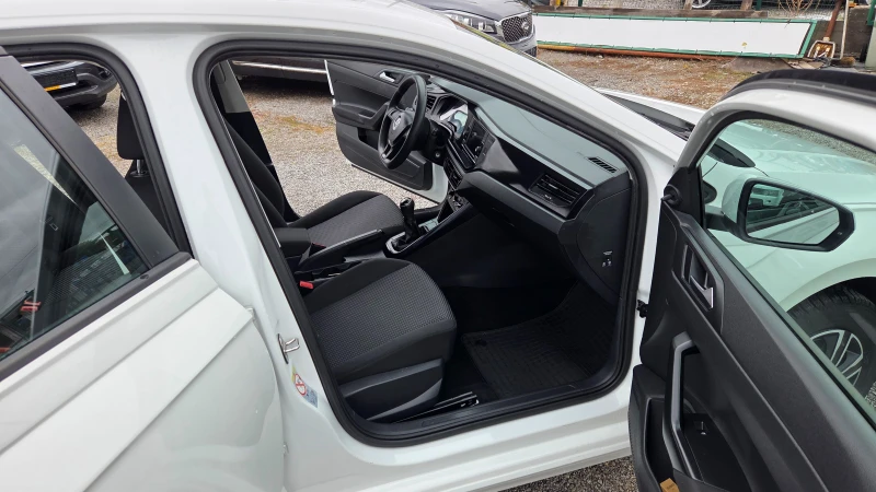 VW Polo 1.0i EUR.6, снимка 12 - Автомобили и джипове - 51943856
