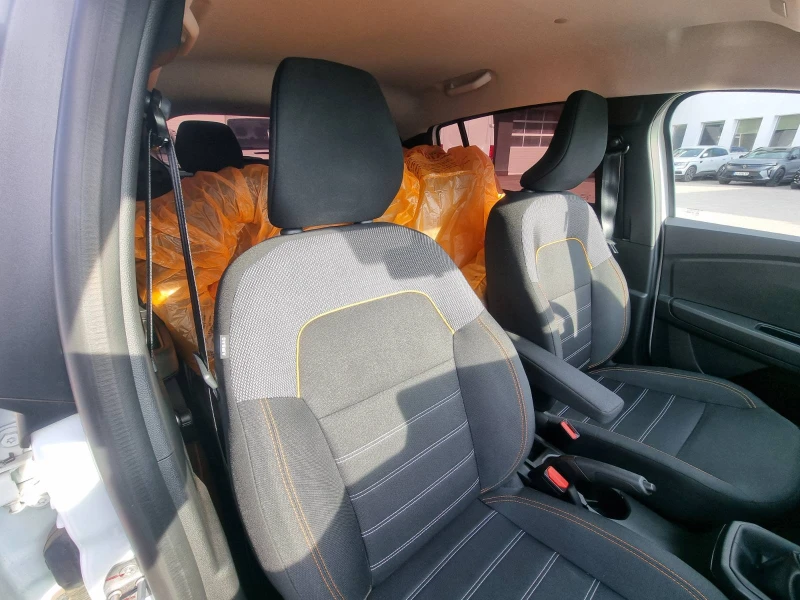 Dacia Sandero STEPWAY TCe 90 к.с. Start & Stop BVM6, снимка 13 - Автомобили и джипове - 52799663