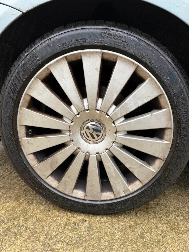 VW Passat 2.0тди дсг, снимка 15 - Автомобили и джипове - 53300556