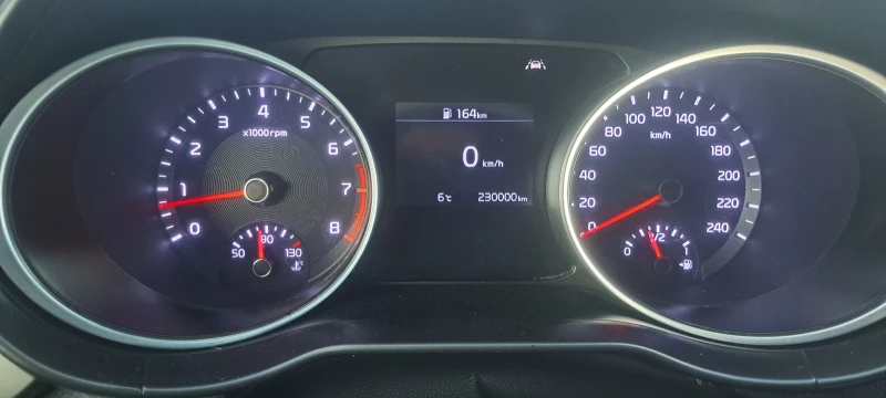 Kia Ceed 1.4/Газ/2019г./230000км., снимка 7 - Автомобили и джипове - 53512435