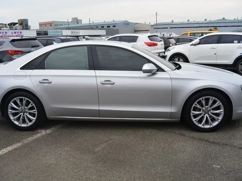 Audi A8 3.0 TDI Quattro, снимка 2 - Автомобили и джипове - 54564937