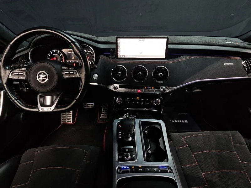 Kia Stinger 3.3 GT Masters Turbo Package| 365к.с.| ВКЛ.ТЕХНОТЕ, снимка 7 - Автомобили и джипове - 55615534