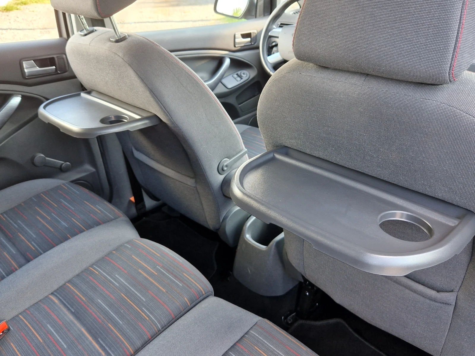 Ford C-max 1.8-125кс. | Mobile.bg — изображение 16