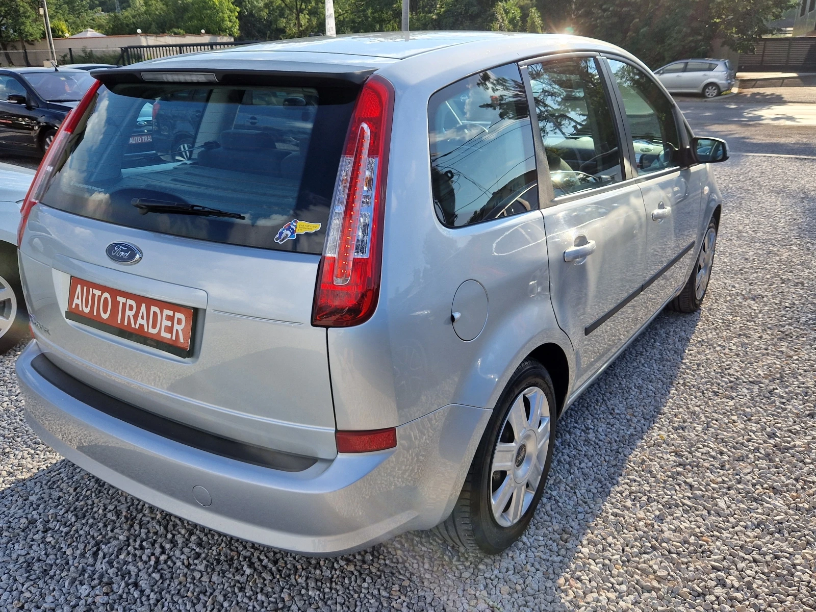 Ford C-max 1.8-125кс. - изображение 5