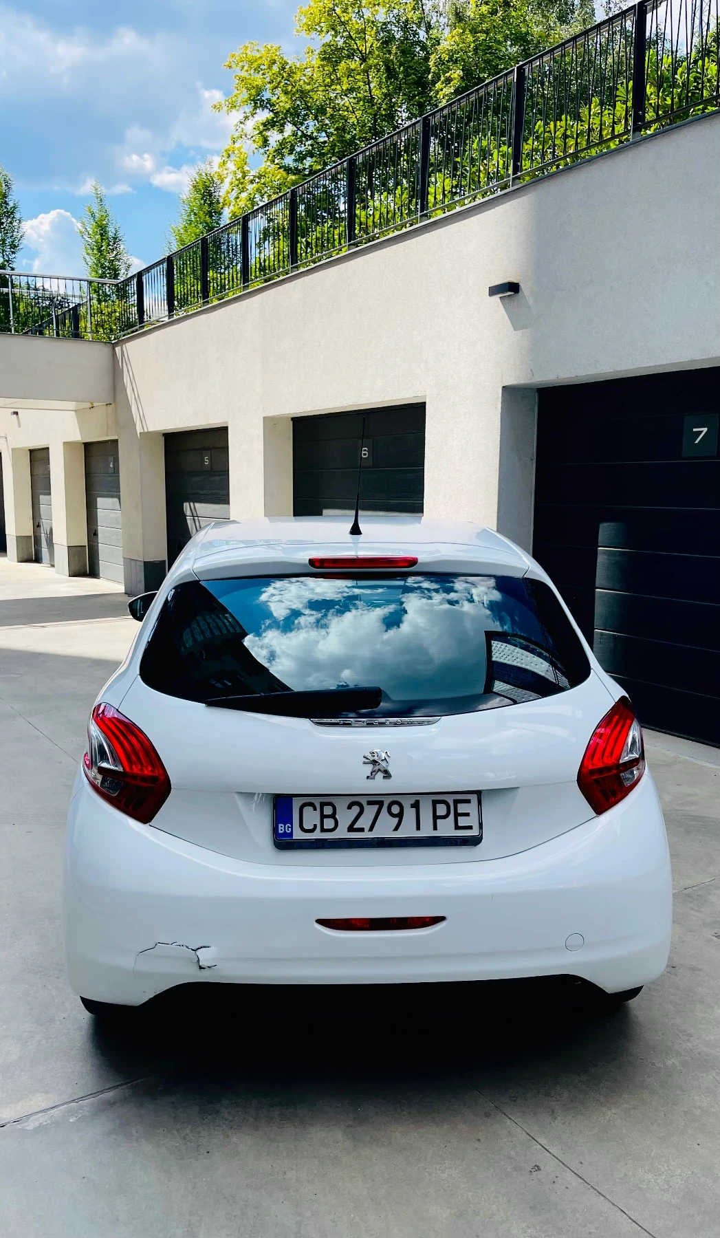 Peugeot 208 ПЪЛНА СЕРВИЗНА ИСТОРИЯ / 1.4 Euro 5B - изображение 4