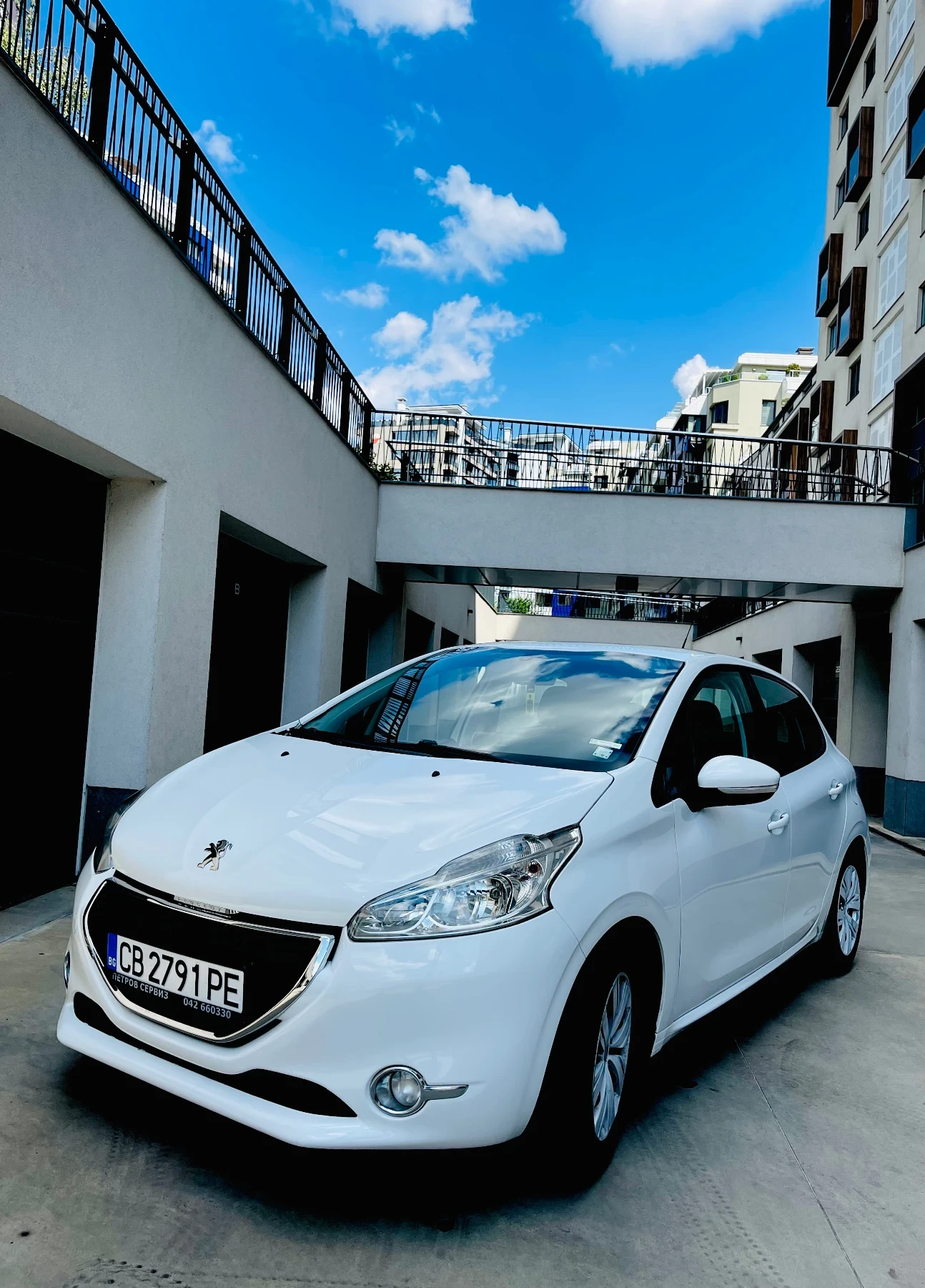 Peugeot 208 ПЪЛНА СЕРВИЗНА ИСТОРИЯ / 1.4 Euro 5B - изображение 5