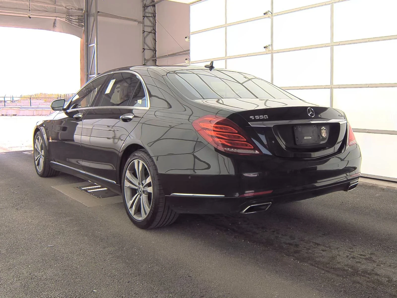 Mercedes-Benz S 550  - изображение 6