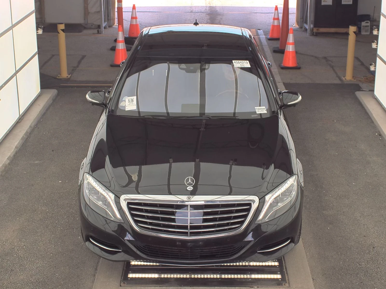 Mercedes-Benz S 550  - изображение 2
