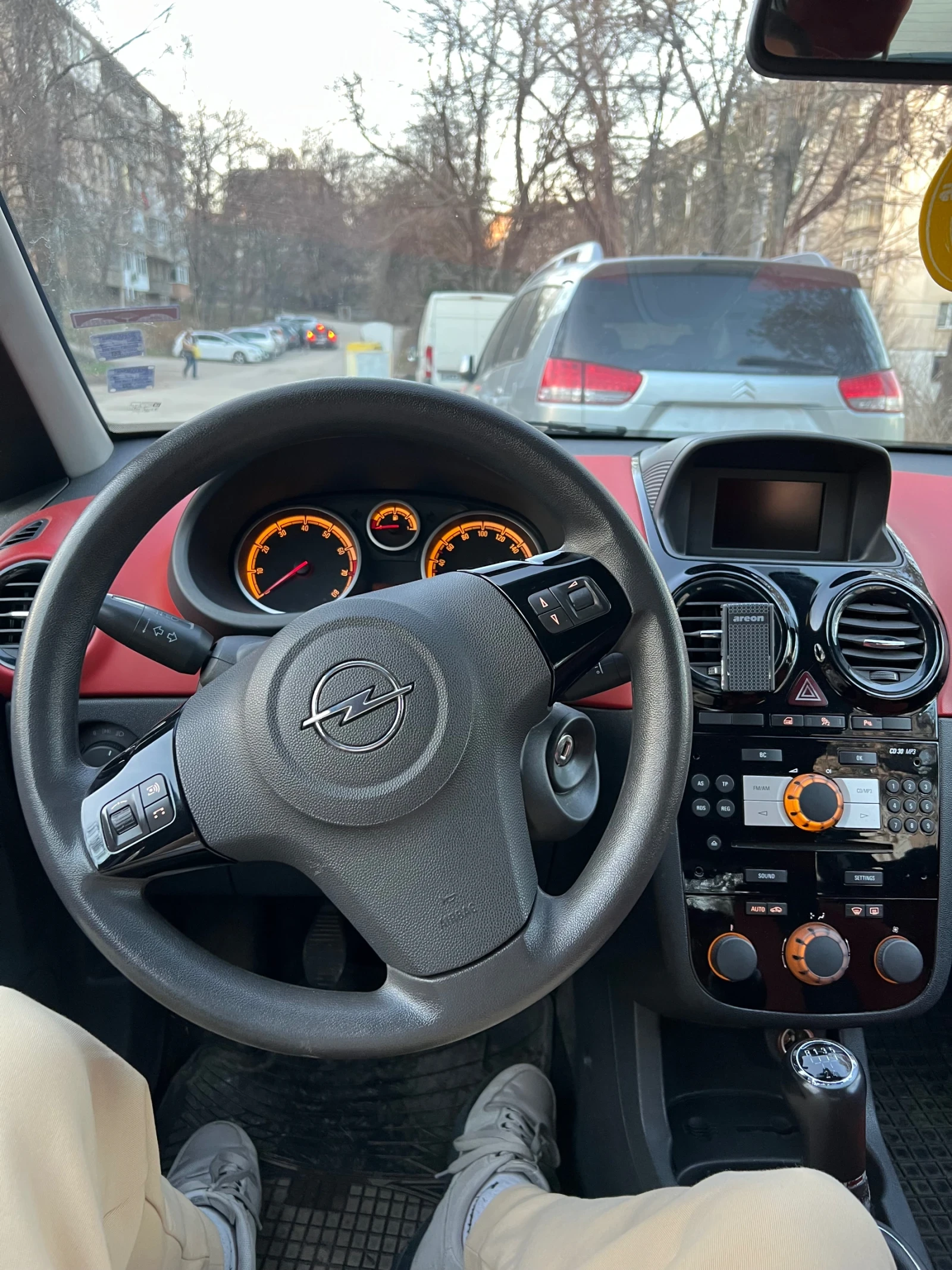 Opel Corsa  - изображение 5