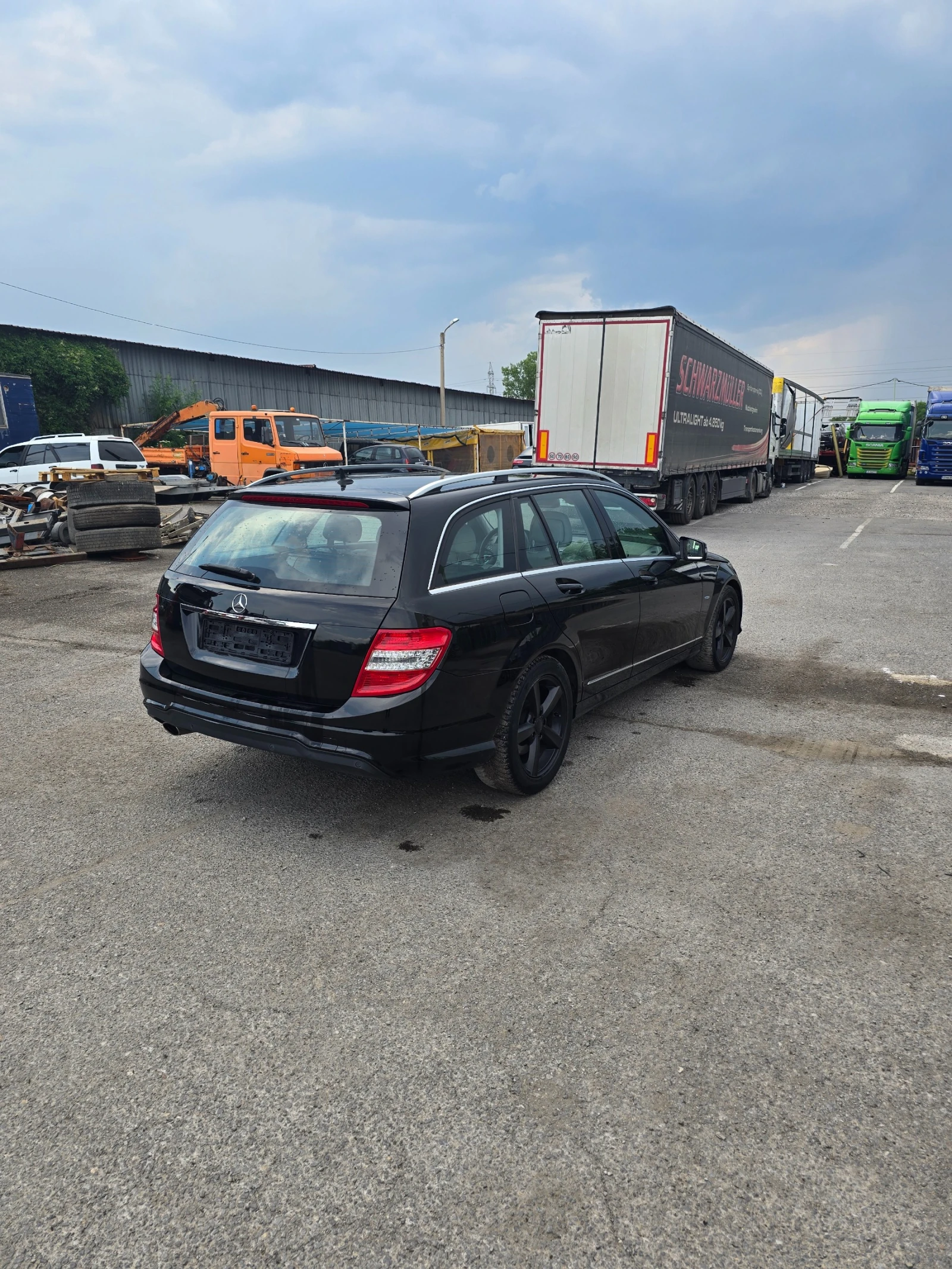 Mercedes-Benz C 250  - изображение 6