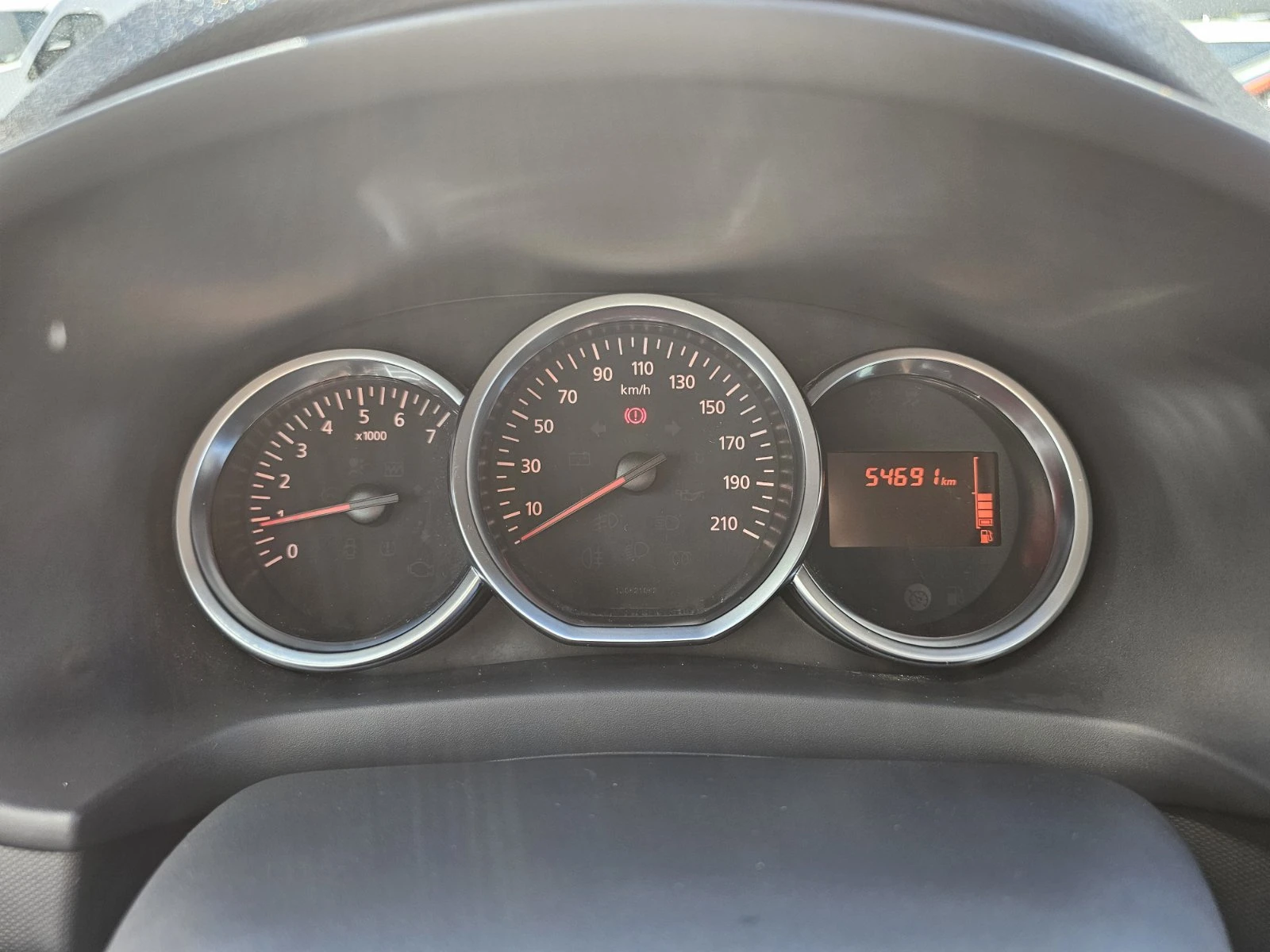 Dacia Sandero 1.0 TCe 100 LPG - изображение 8