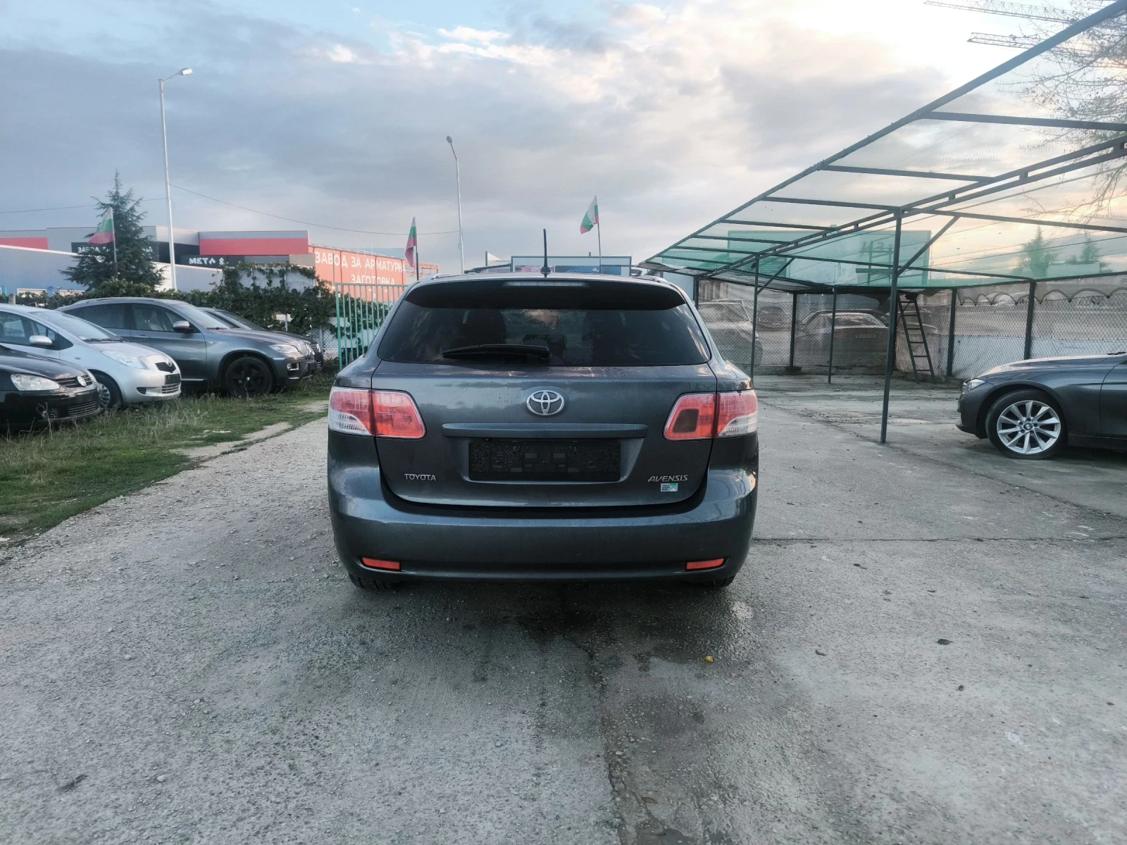 Toyota Avensis 2, 2 D-CAT - изображение 5