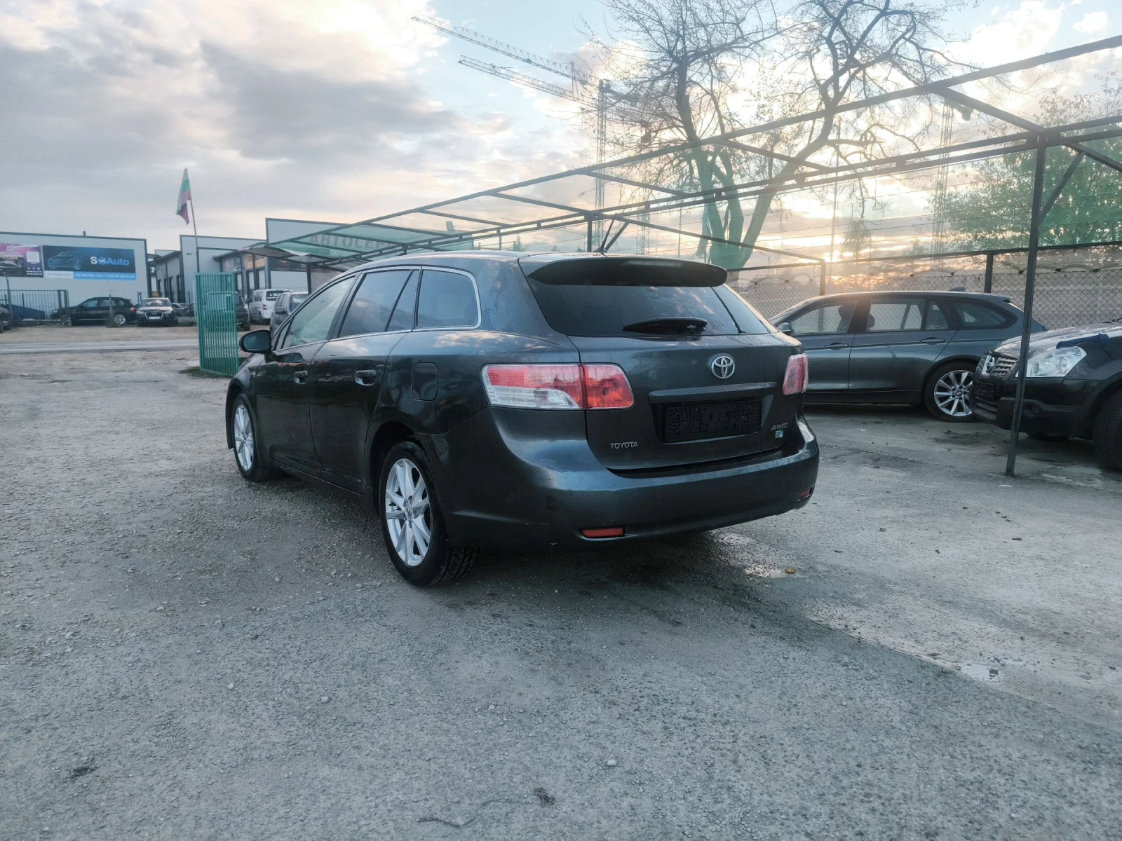 Toyota Avensis 2, 2 D-CAT - изображение 4