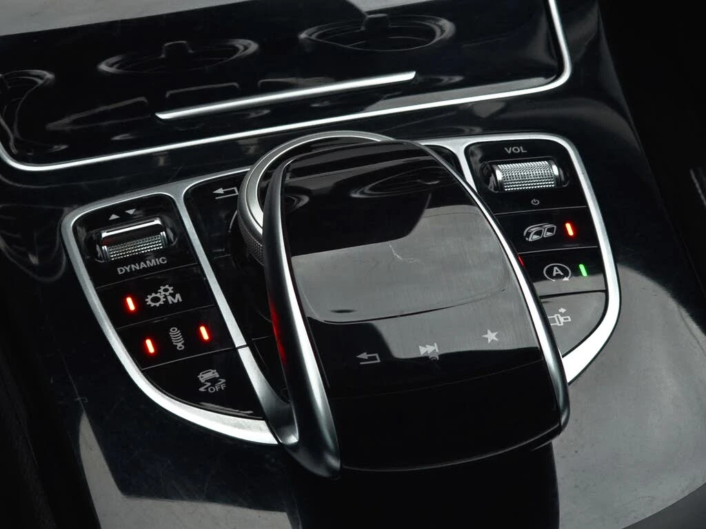 Mercedes-Benz C 43 AMG * АВТО КРЕДИТ* ЦЕНА ДО БГ * СЕРВИЗНА ИСТОРИЯ *  - изображение 7