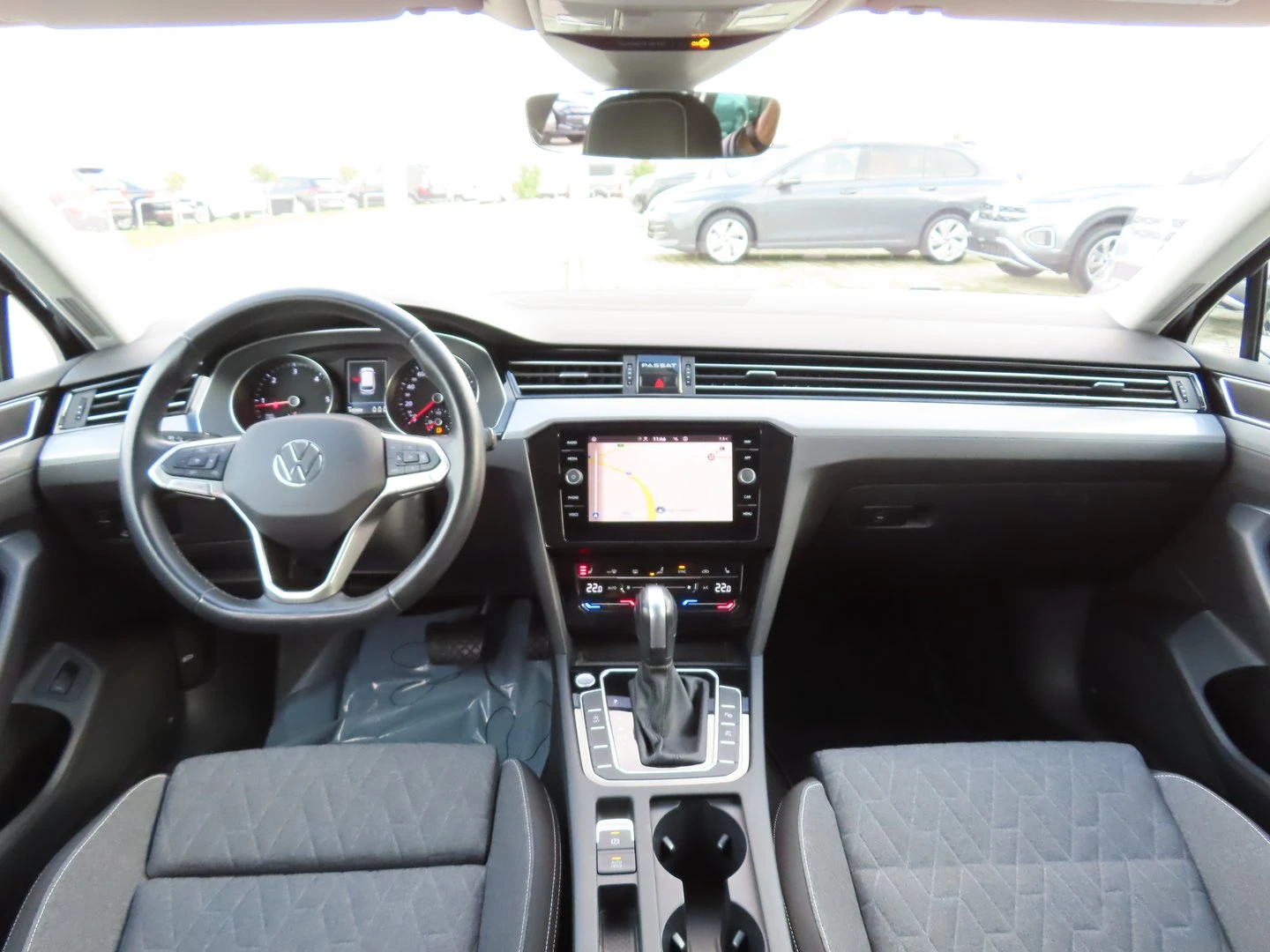 VW Passat Business 2.0 TDI SCR DSG | Mobile.bg � ����������� 4