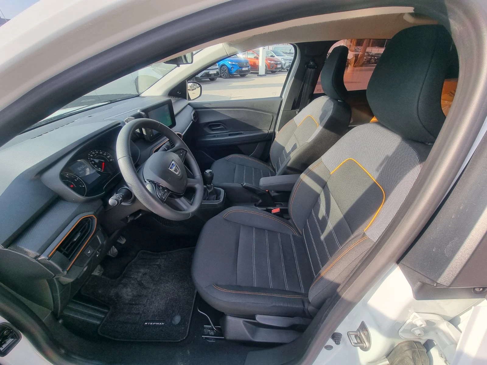 Dacia Sandero STEPWAY TCe 90 �.�. Start & Stop BVM6 | Mobile.bg � ����������� 10