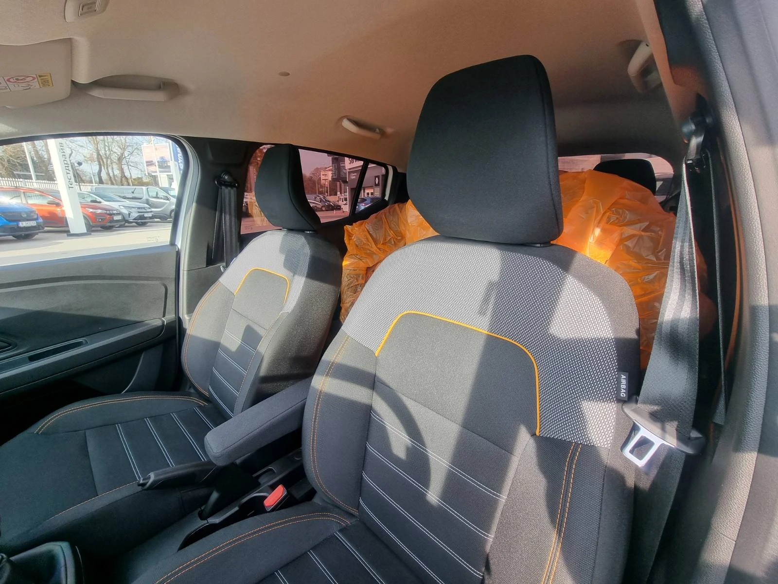 Dacia Sandero STEPWAY TCe 90 �.�. Start & Stop BVM6 | Mobile.bg � ����������� 11