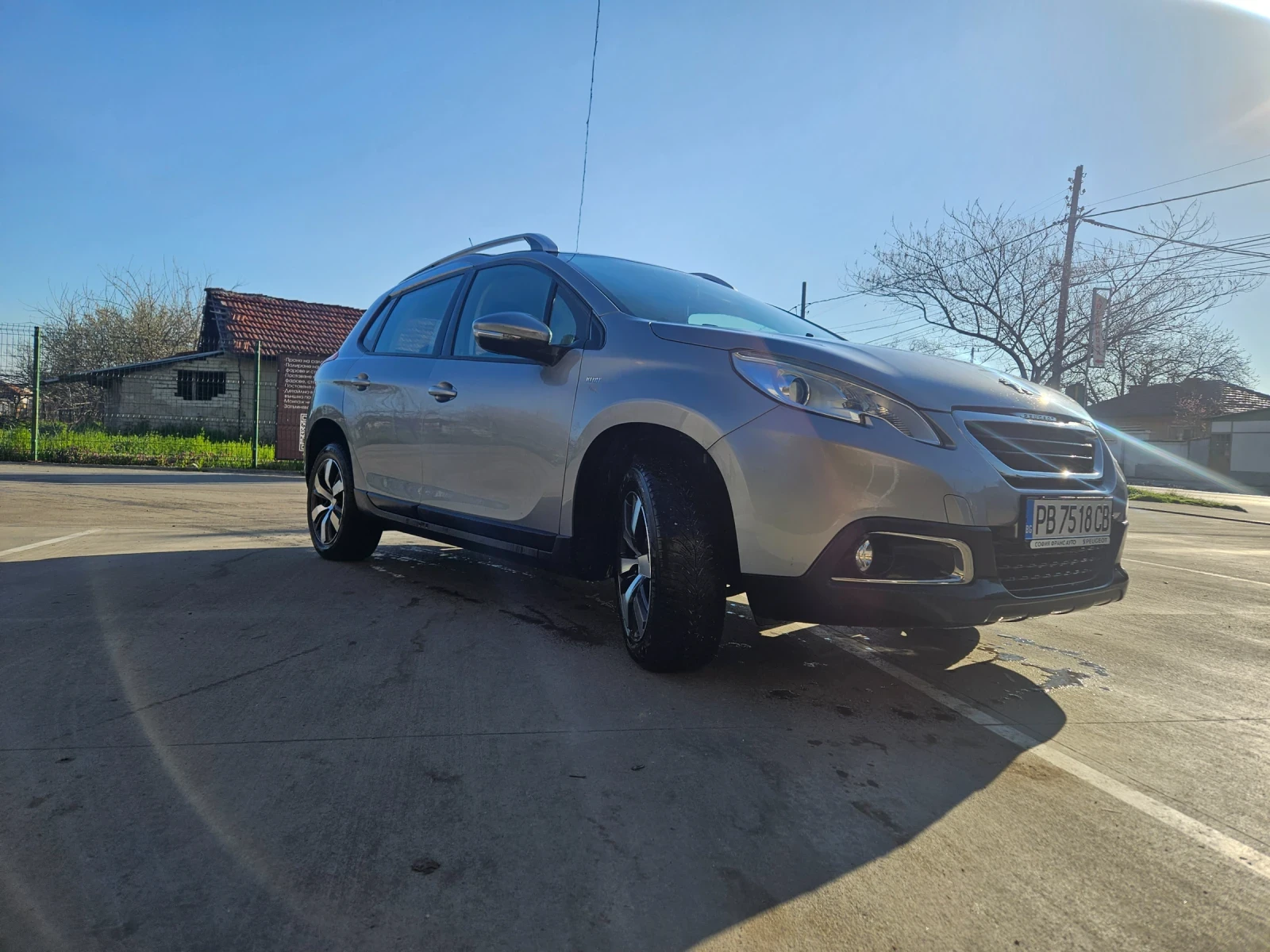 Peugeot 2008 1.6 blueHDI, снимка 2 - Автомобили и джипове - 54108226