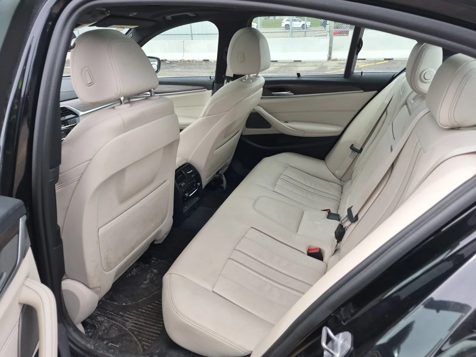 BMW 540 M-Pack / B58 / Harman Kardon, снимка 7 - Автомобили и джипове - 54208907