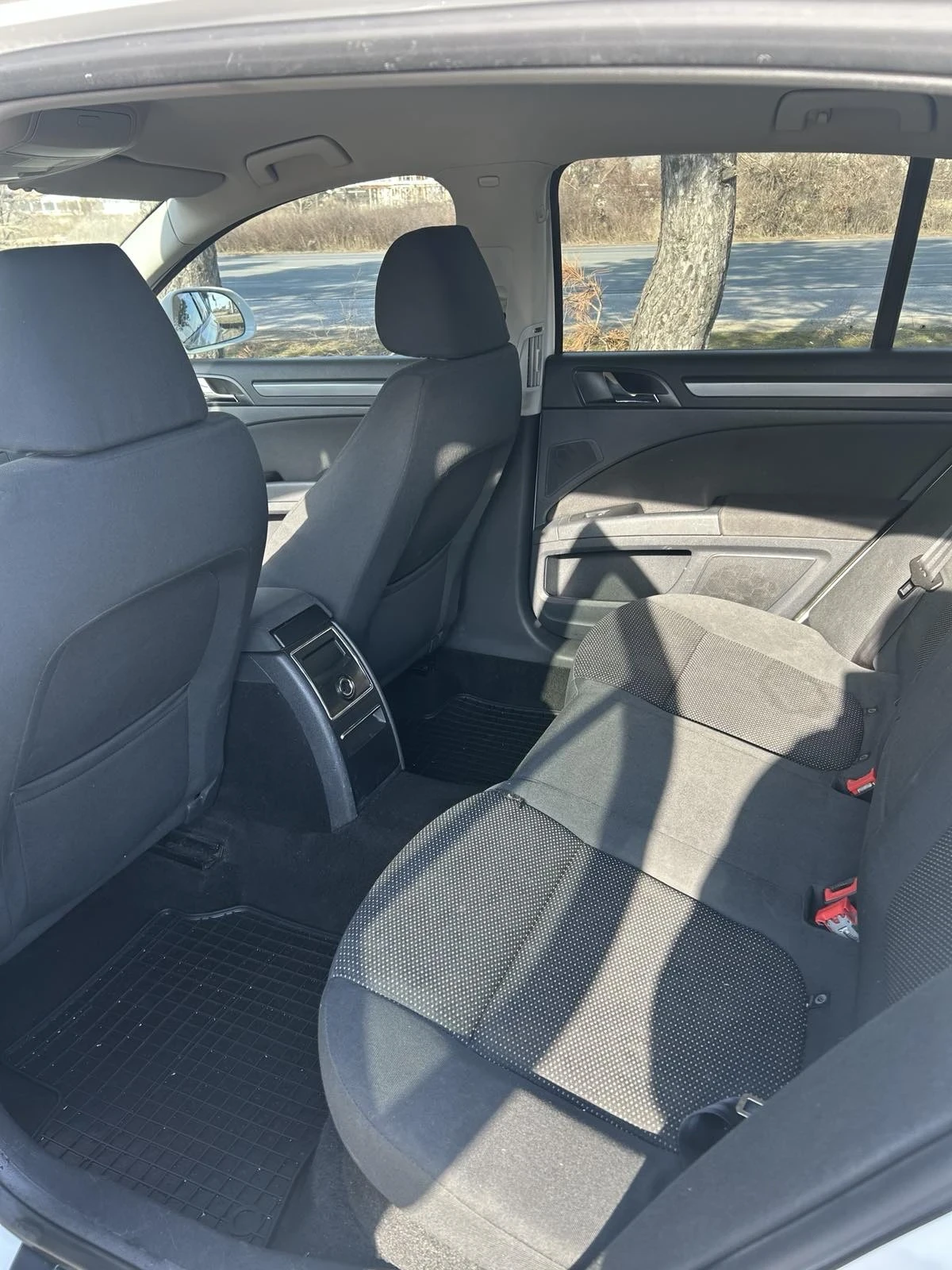 Skoda Superb, снимка 8 - Автомобили и джипове - 54296906