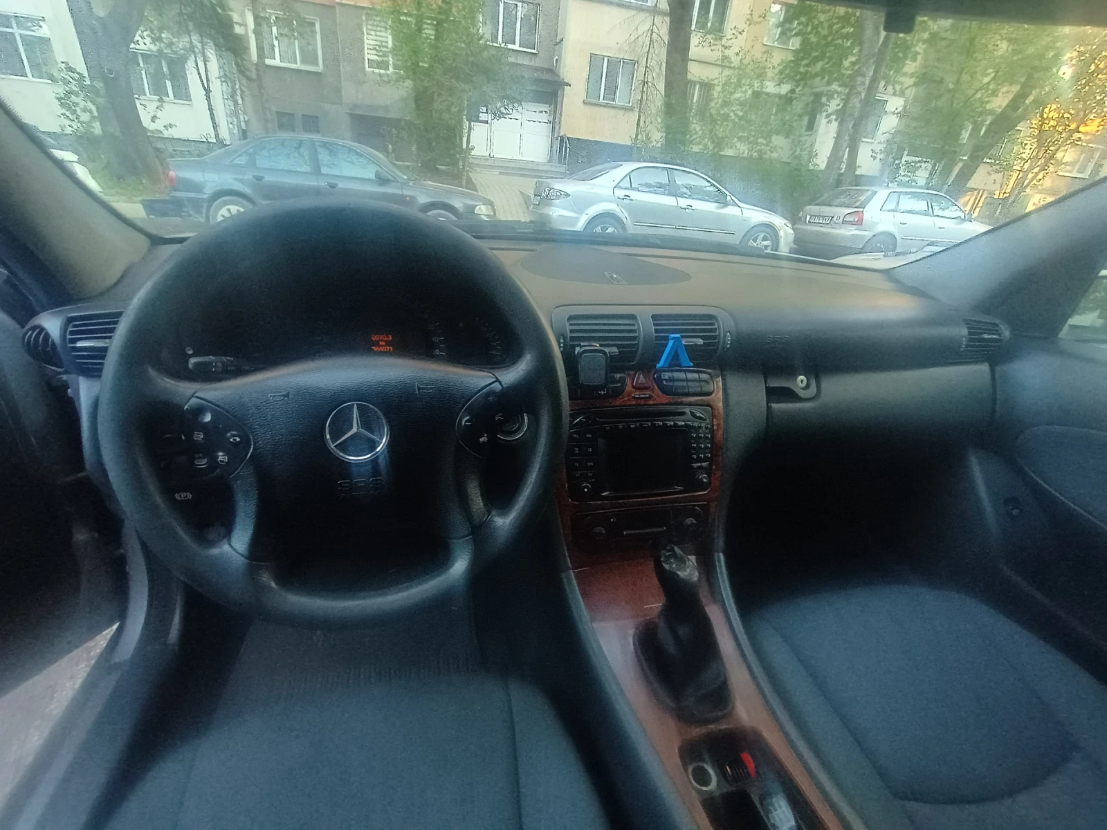 Mercedes-Benz C 200 CDI комби, снимка 8 - Автомобили и джипове - 54345786