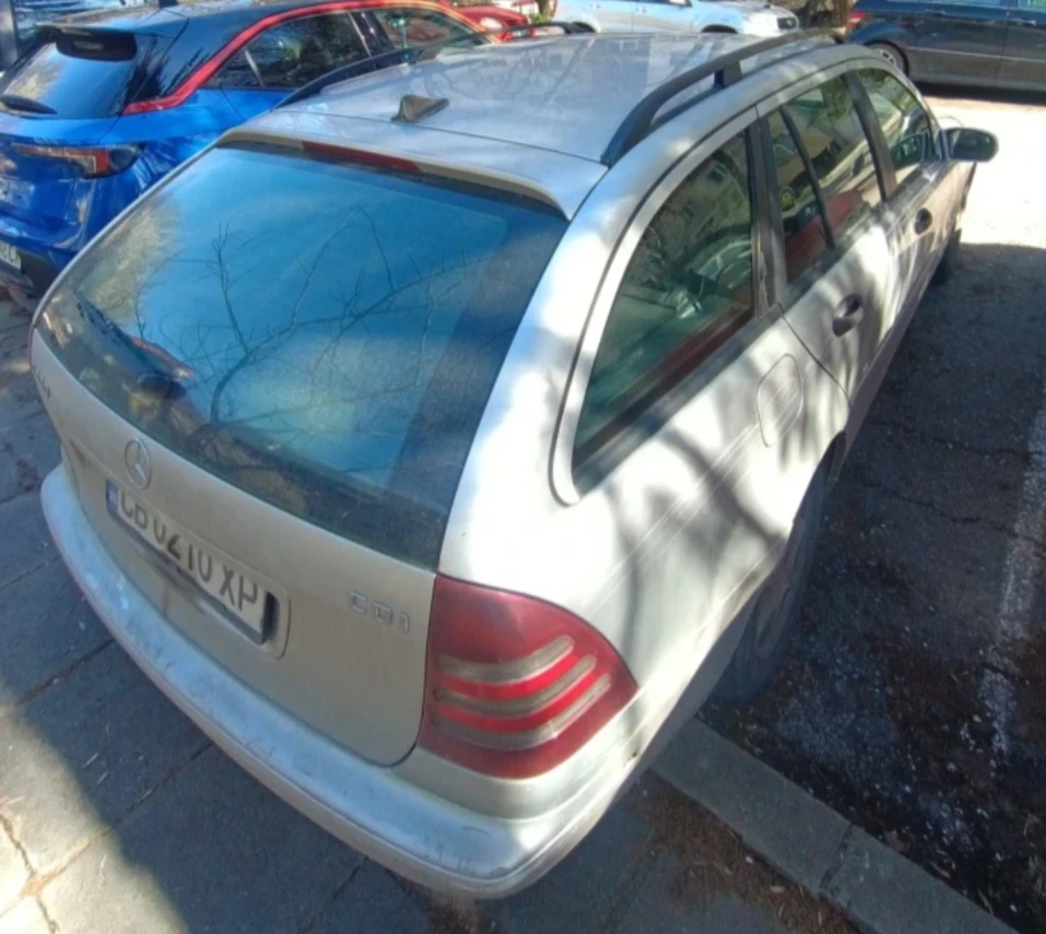 Mercedes-Benz C 200 CDI комби, снимка 5 - Автомобили и джипове - 54345786