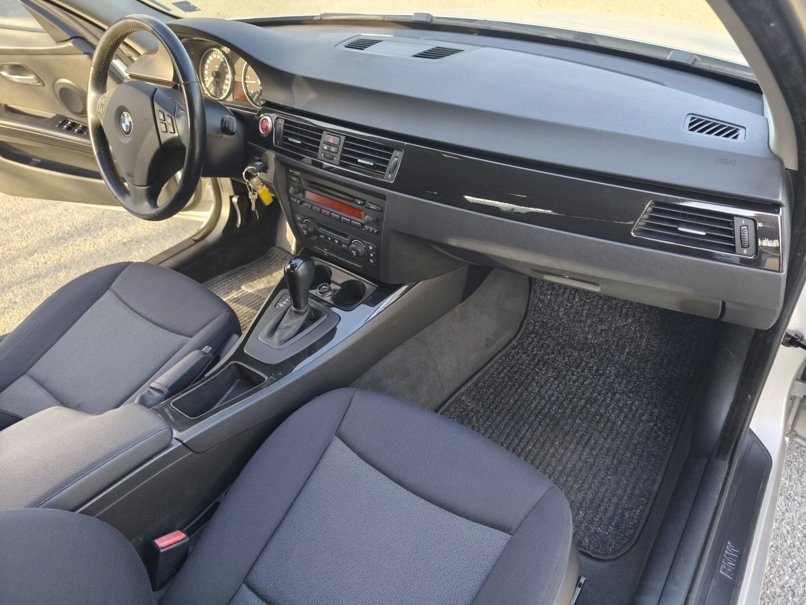 BMW 320 М47 163кс. Автоматик 204000км, снимка 9 - Автомобили и джипове - 54496323