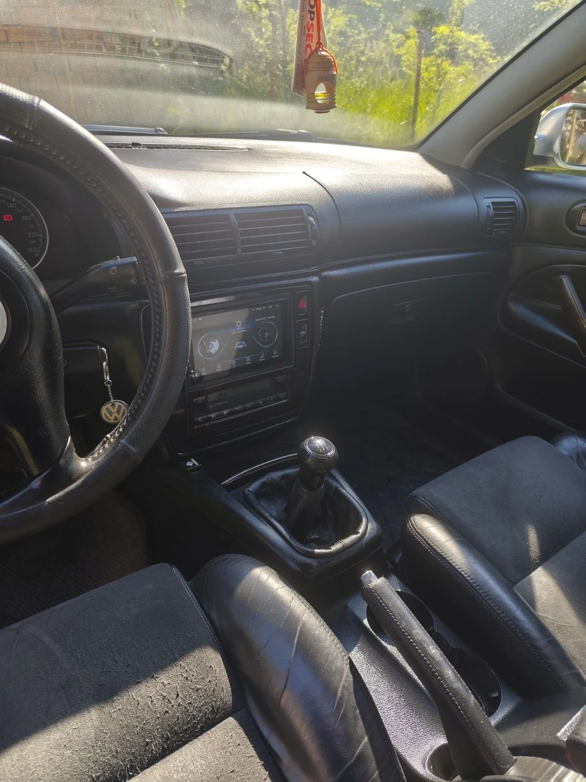 VW Passat 2.0i, снимка 5 - Автомобили и джипове - 54712865