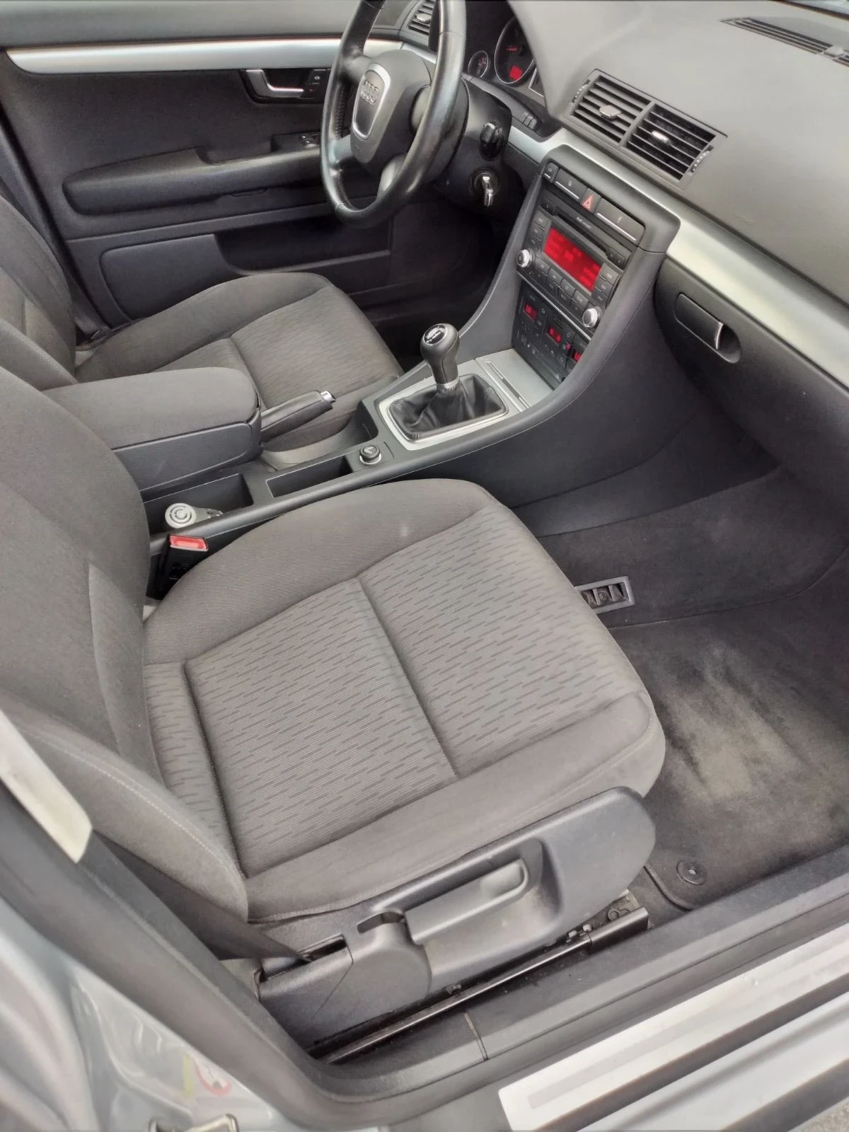 Audi A4 2.0 бензин 131к.с. Германия, снимка 7 - Автомобили и джипове - 55503090