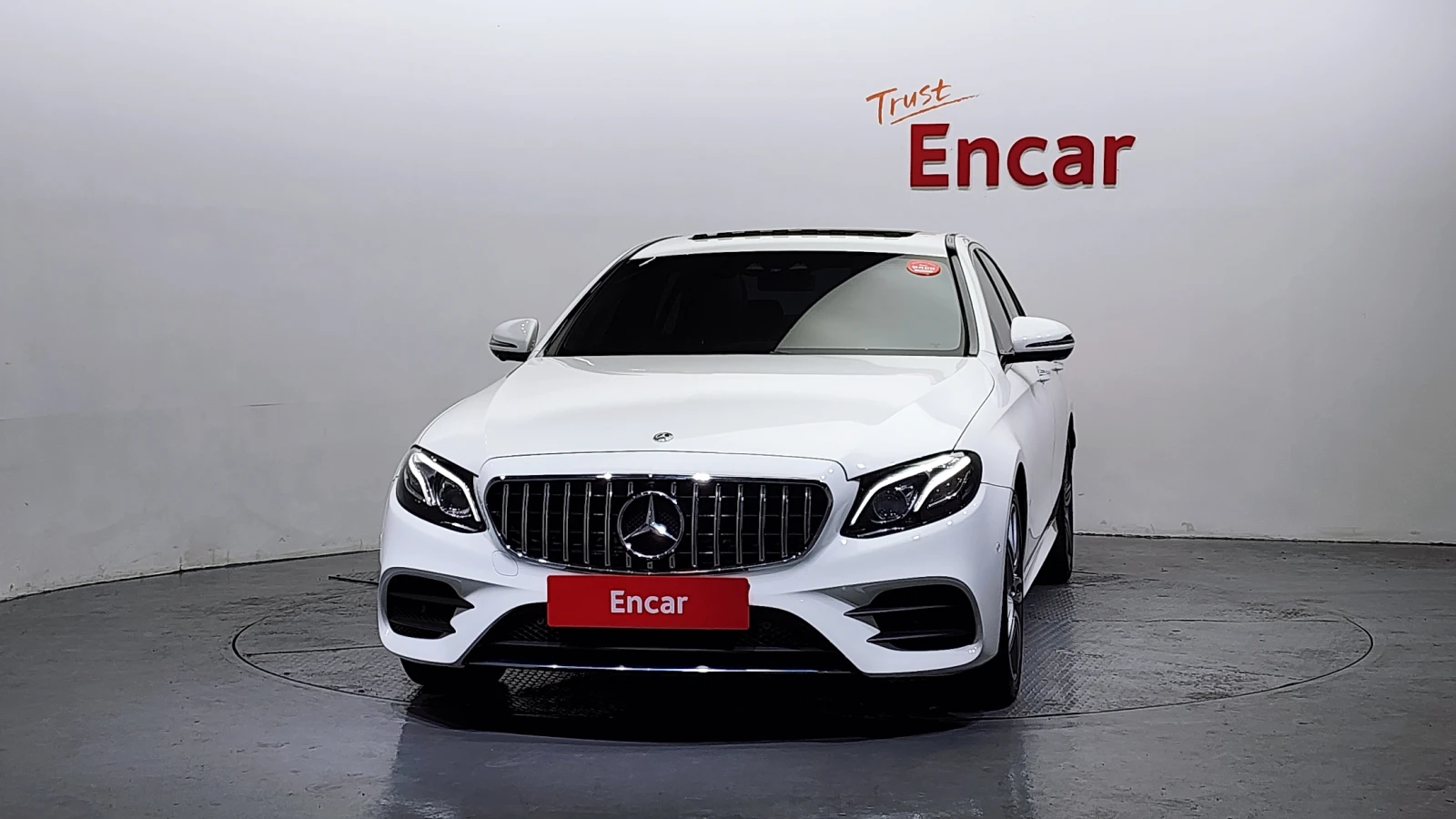 Mercedes-Benz E 300 360* HUD* ��. ��������* BLIND SPOT* ������ ���� | Mobile.bg � ����������� 3