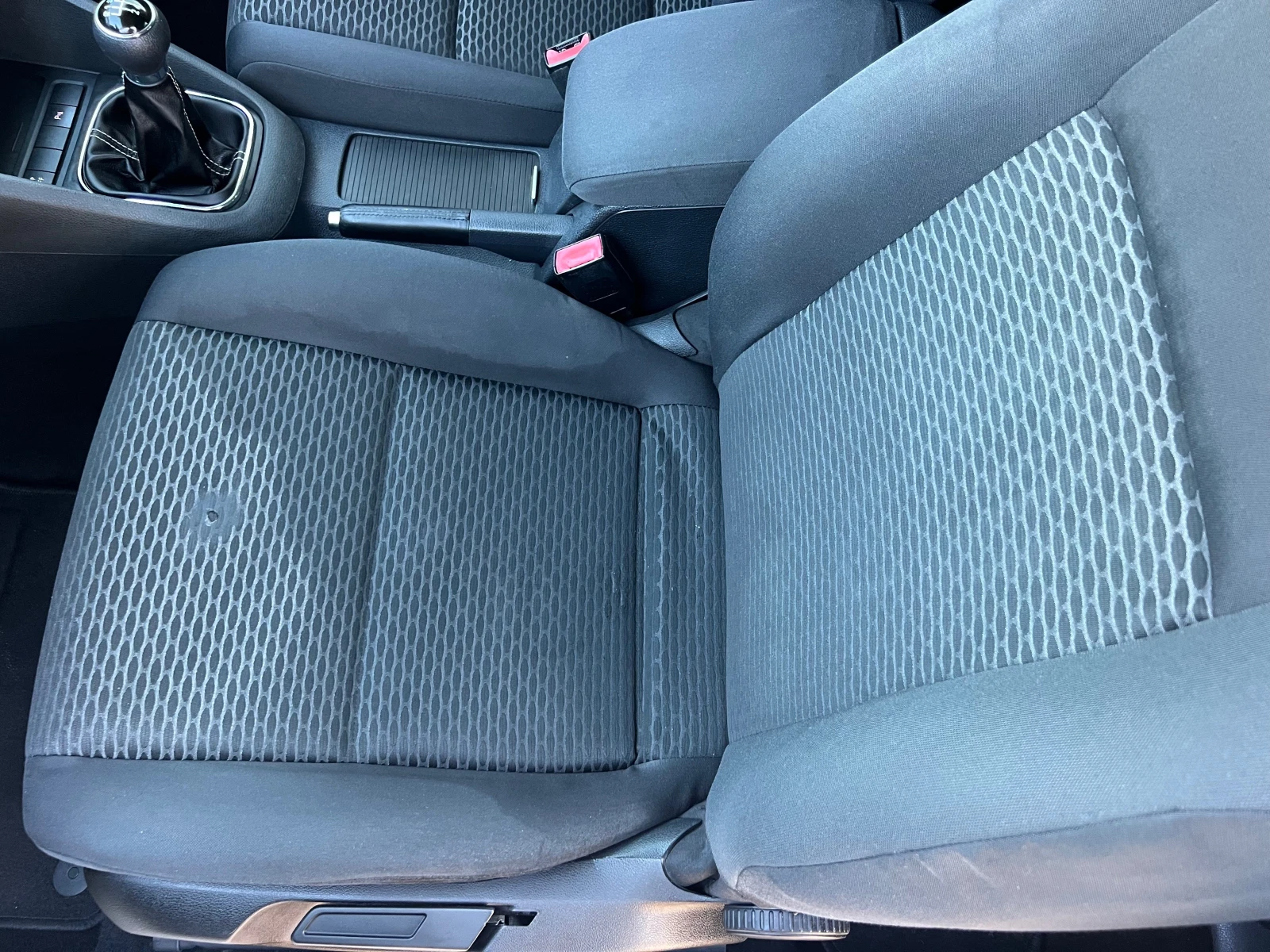 VW Golf R20-PAKET/ABT/LED/XENON/CARPLAY/NAVI/KAMERA/UNIKAT, снимка 16 - Автомобили и джипове - 56038593