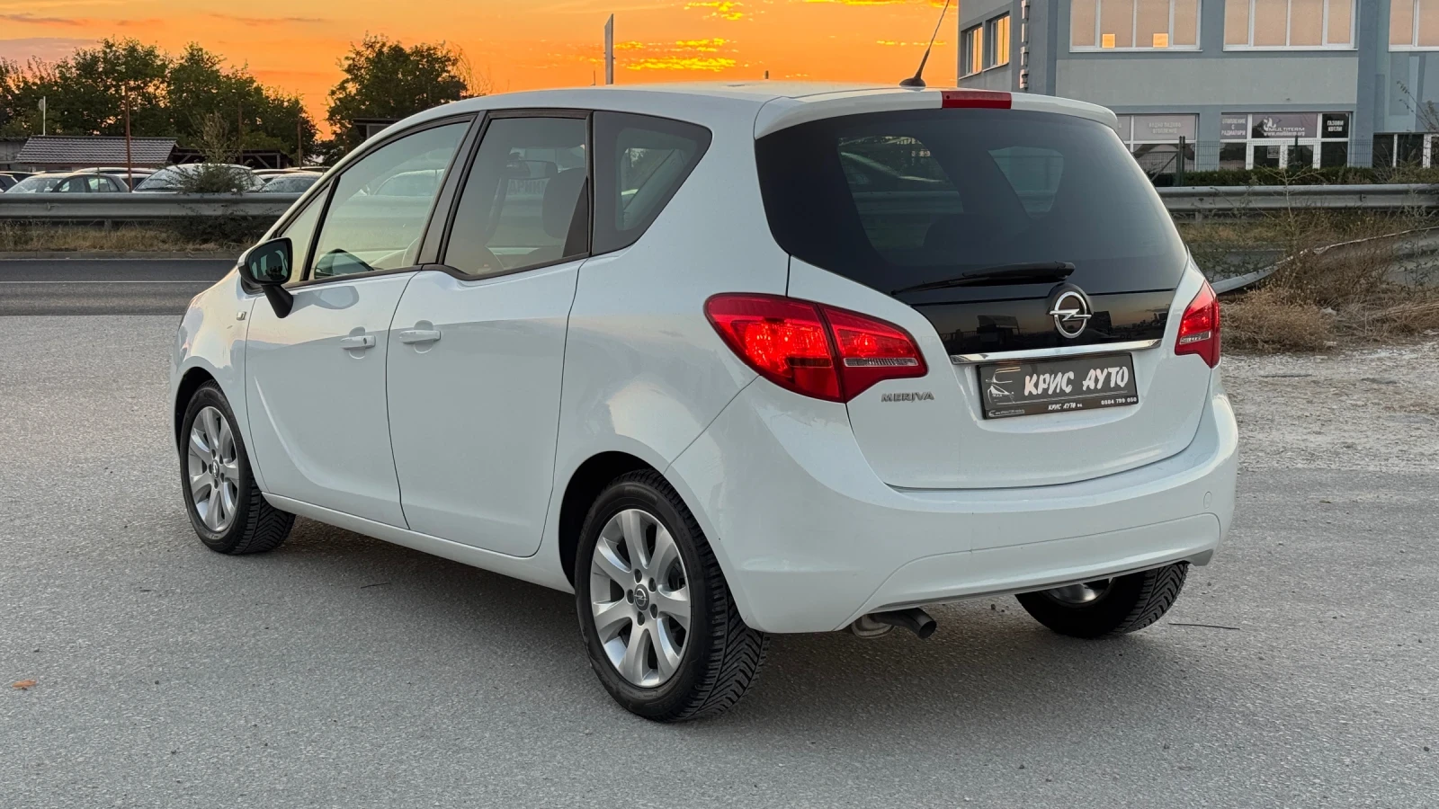 Opel Meriva * 1.4 120к.с* ФАБРИЧНА ГАЗОВА УРЕДБА* , снимка 3 - Автомобили и джипове - 56309949