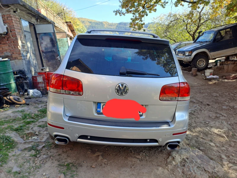 VW Touareg, снимка 3 - Автомобили и джипове - 47734536