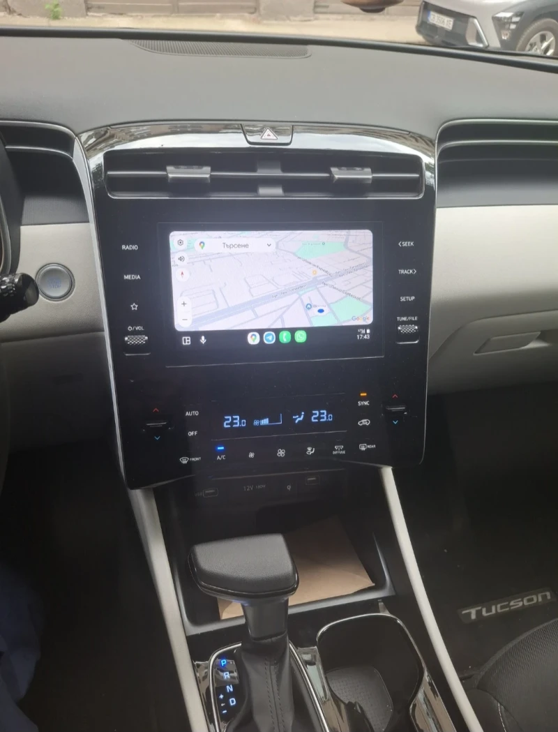 Hyundai Tucson 2.5 , снимка 7 - Автомобили и джипове - 52065523