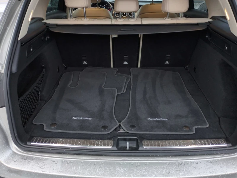 Mercedes-Benz GLC 300 2022 * CARFAX * БЕЗ ПЪРВОНАЧАЛНА ВНОСКА, снимка 12 - Автомобили и джипове - 52744119