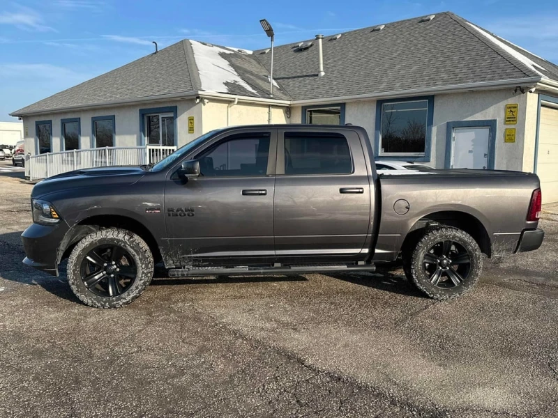 Dodge RAM 1500 5.7 HEMI Night * CARFAX * ФИНАНСИРАНЕ , снимка 2 - Автомобили и джипове - 53053565