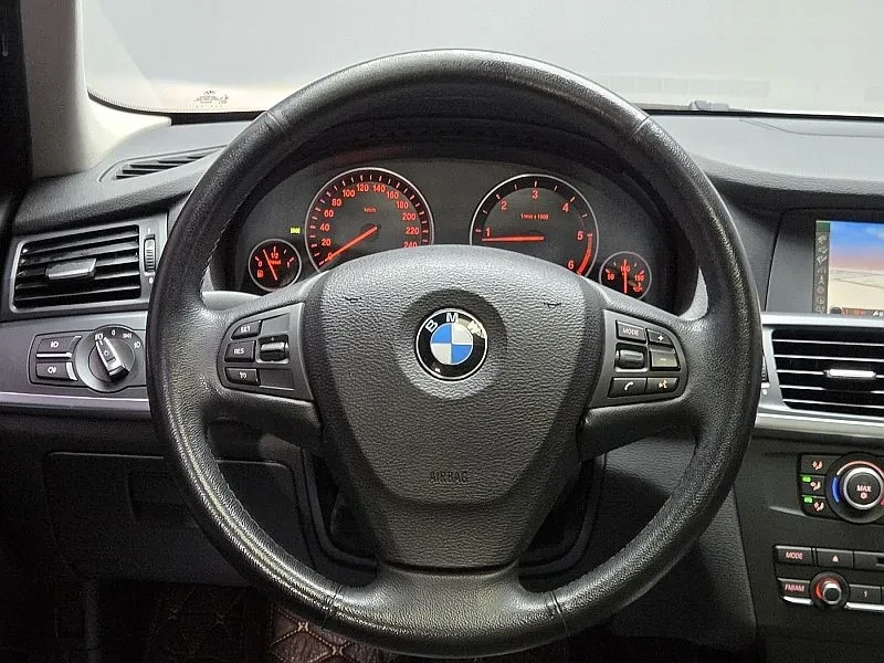 BMW X3 2.0D - САМО 30% АВАНС, снимка 11 - Автомобили и джипове - 56004450