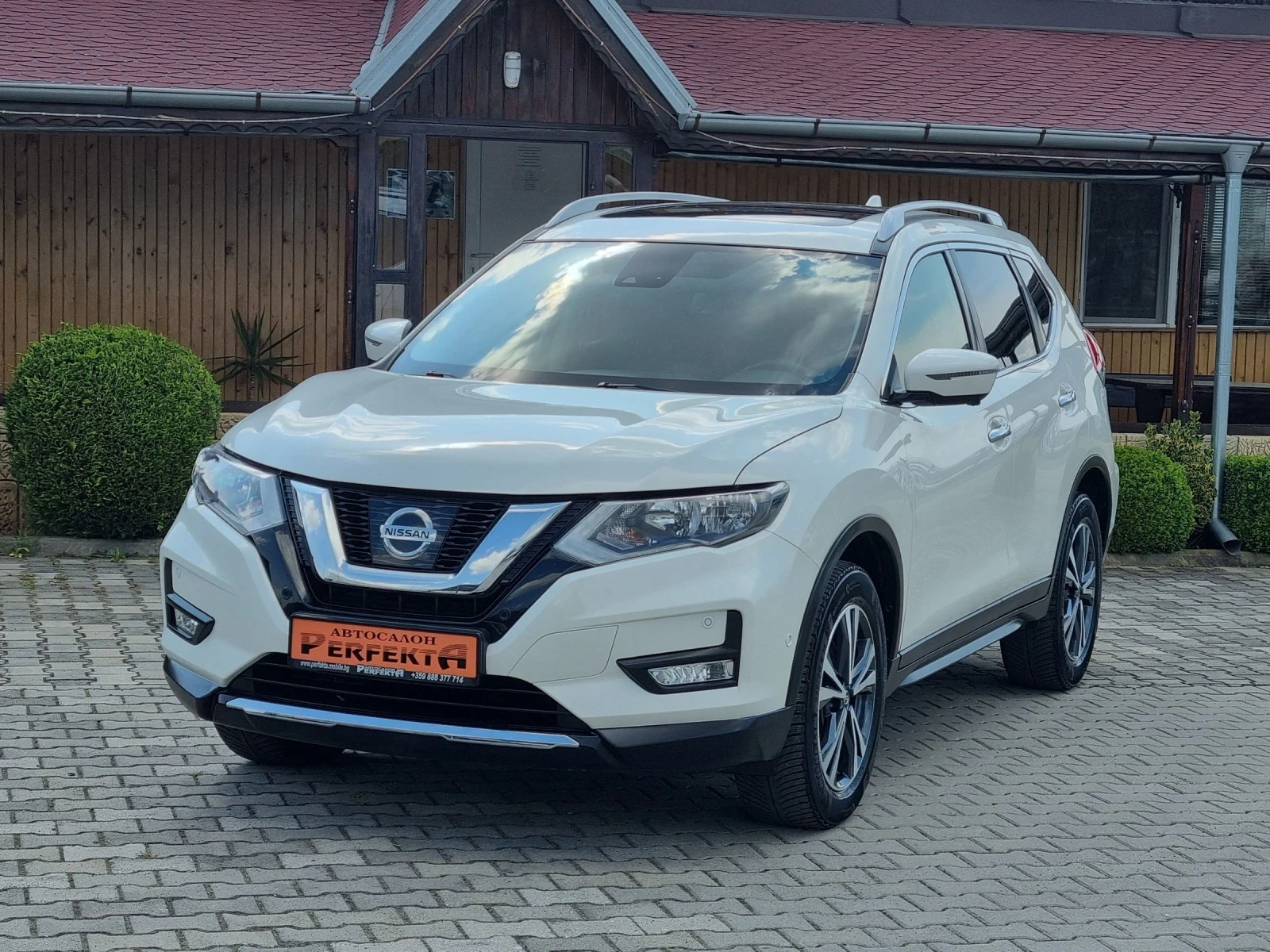 Nissan X-trail 1.6 130к.с. 7 места - изображение 2