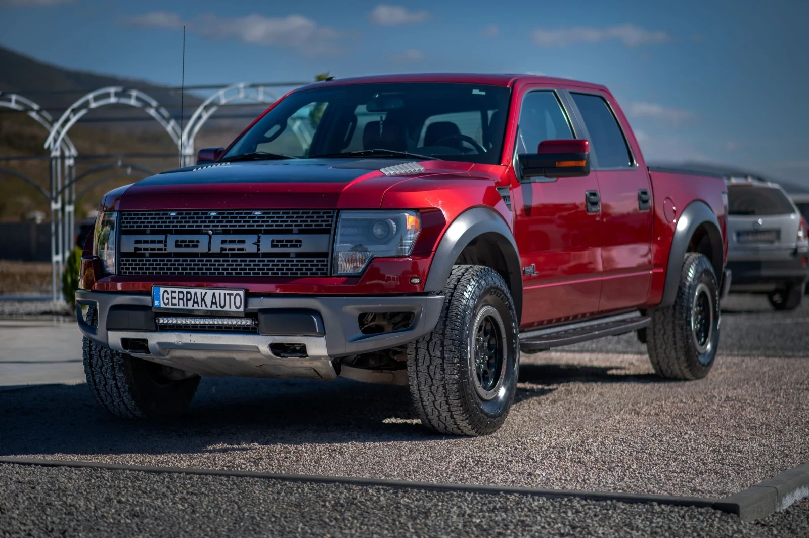 Ford F150 6.2 L Raptor SVT  - изображение 2