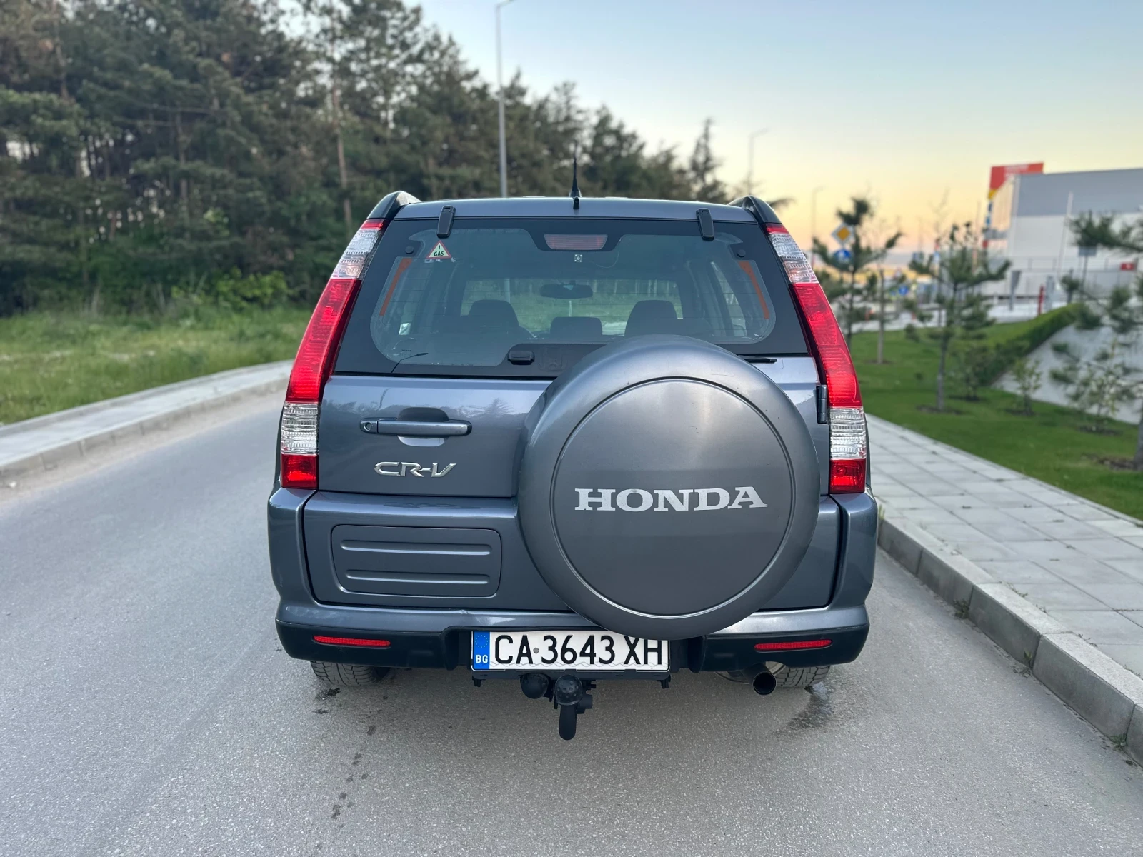 Honda Cr-v 2.0VTEC//FACELIFT/ГАЗОВ ИНЖ//4х4 - изображение 8