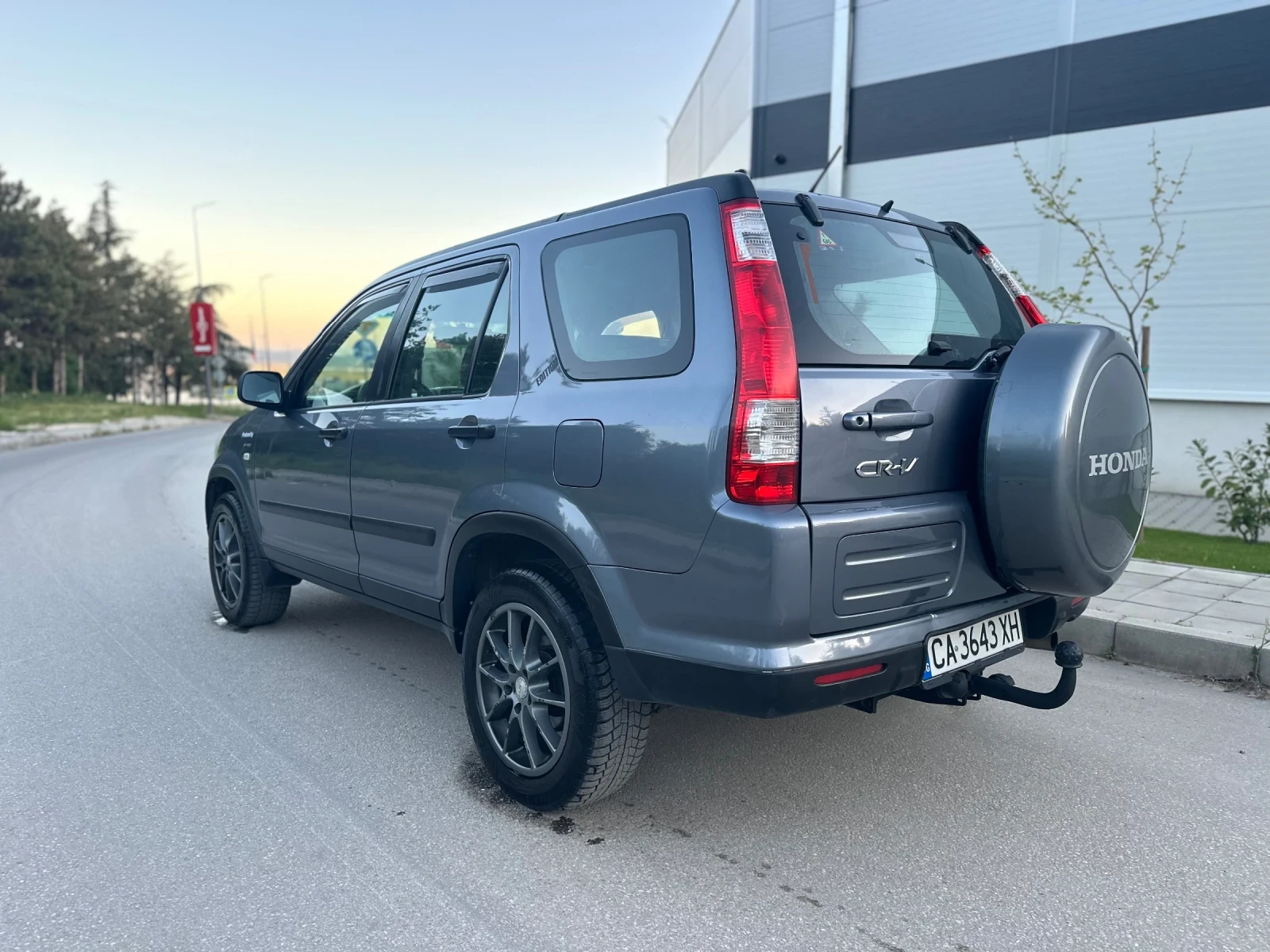 Honda Cr-v 2.0VTEC//FACELIFT/ГАЗОВ ИНЖ//4х4 - изображение 7