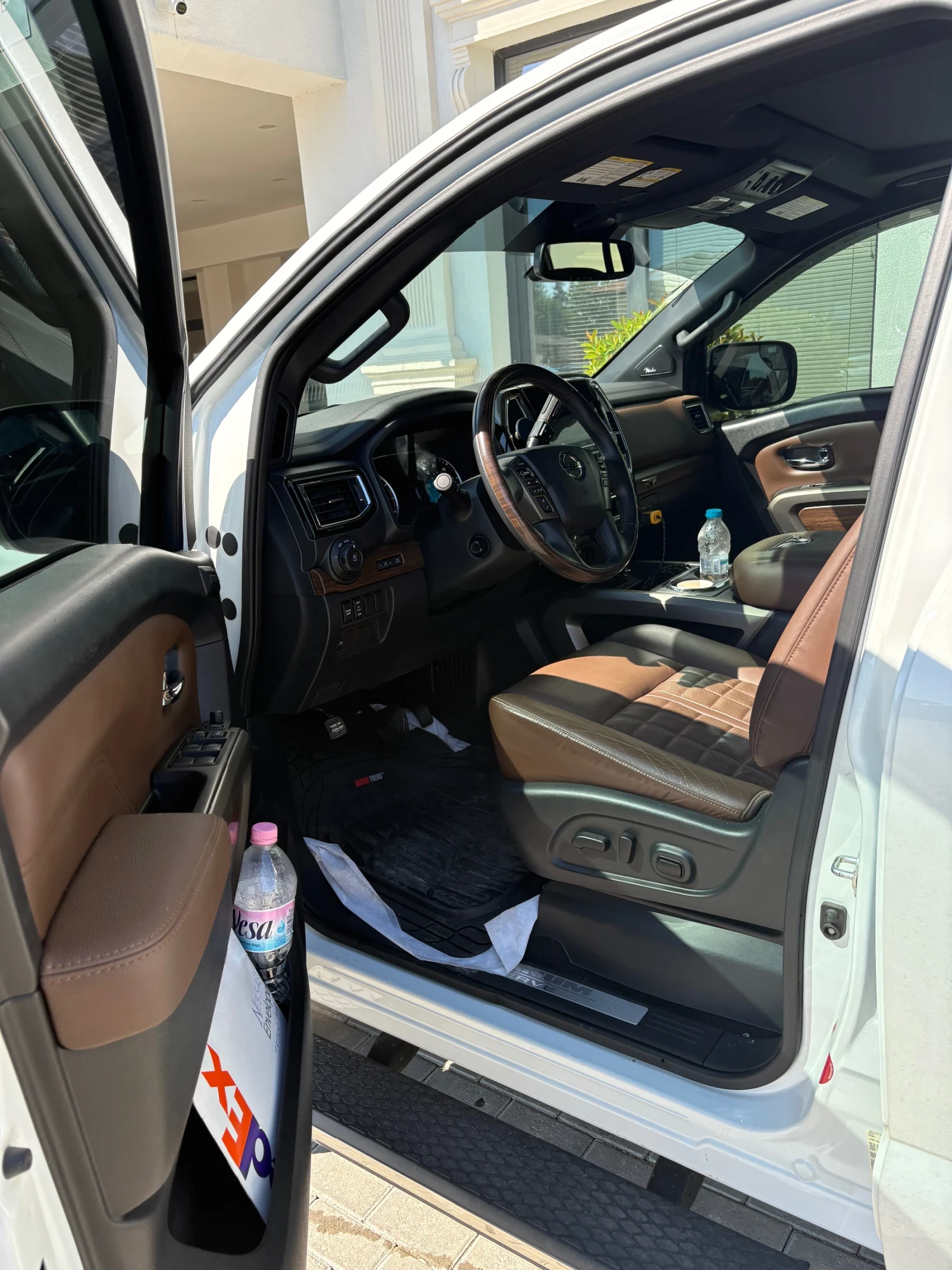 Nissan Titan crew cab PLATINUM RESERVE  - изображение 10