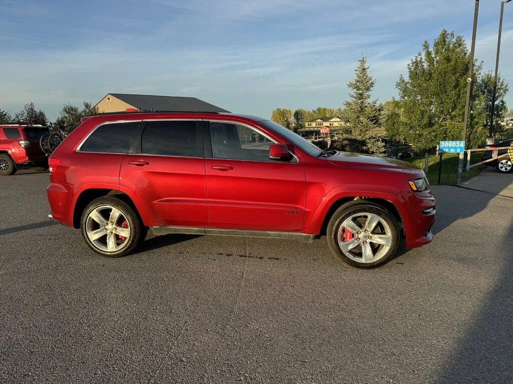 Jeep Grand cherokee SRT* DISTRONIC* ОБДУВАНЕ* ПАНОРАМА* ПОДГРЕВ - изображение 7