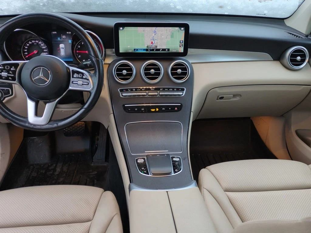 Mercedes-Benz GLC 300 2022 * CARFAX * БЕЗ ПЪРВОНАЧАЛНА ВНОСКА - изображение 9