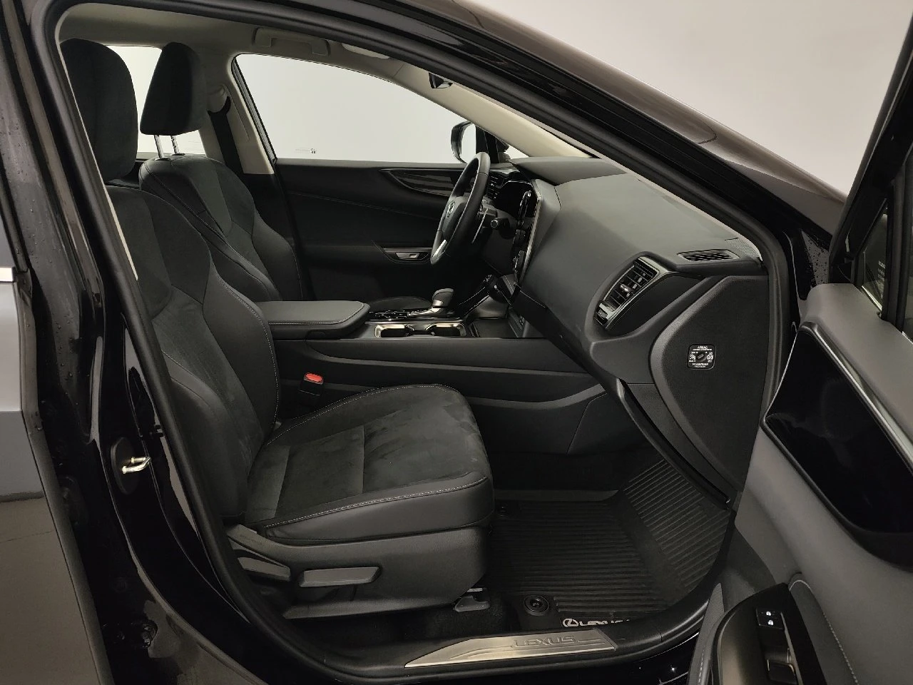 Lexus NX 350h � �������� | Mobile.bg � ����������� 11