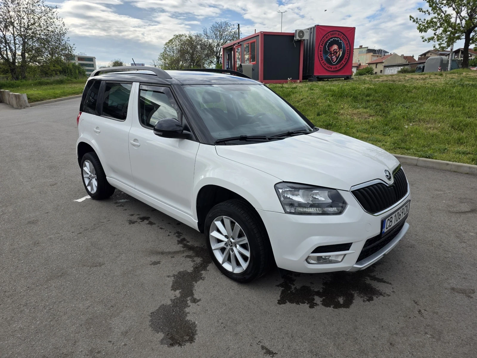 Skoda Yeti, снимка 9 - Автомобили и джипове - 54449059