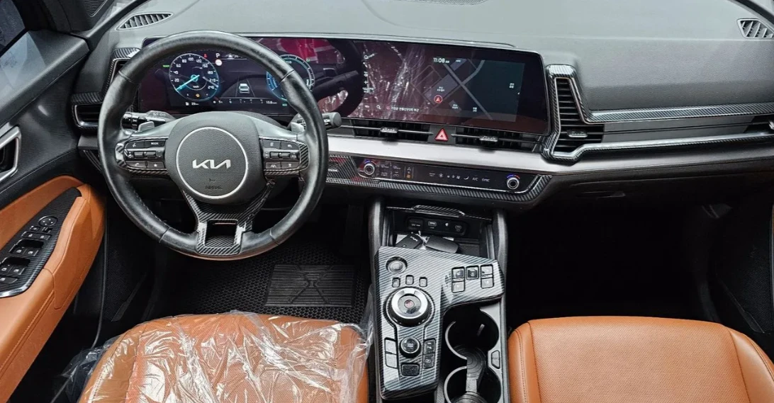 Kia Sportage Hybrid, снимка 6 - Автомобили и джипове - 54482236