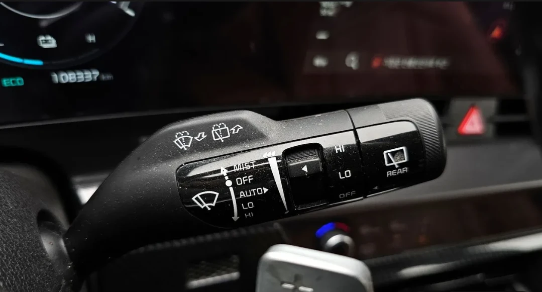 Kia Sportage Hybrid, снимка 16 - Автомобили и джипове - 54482236
